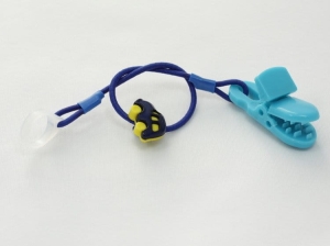 Zawieszka na jeden procesor mowy lub aparat słuchowy  - auto